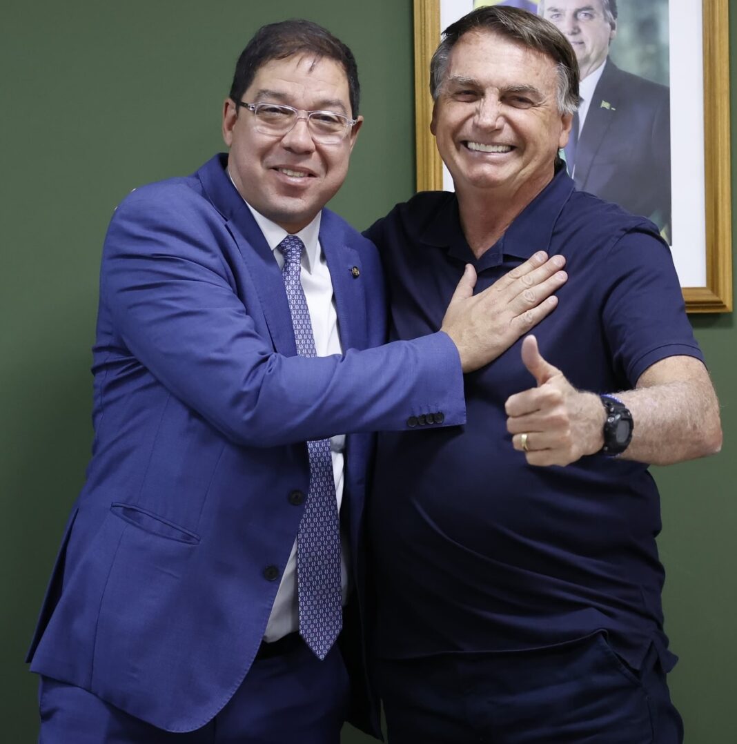 STF concentra julgamento de Bolsonaro para evitar risco de adiamento para 2026