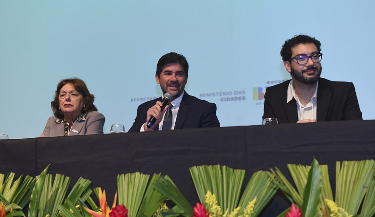 Ministério das Cidades participa de fórum nacional sobre habitação social