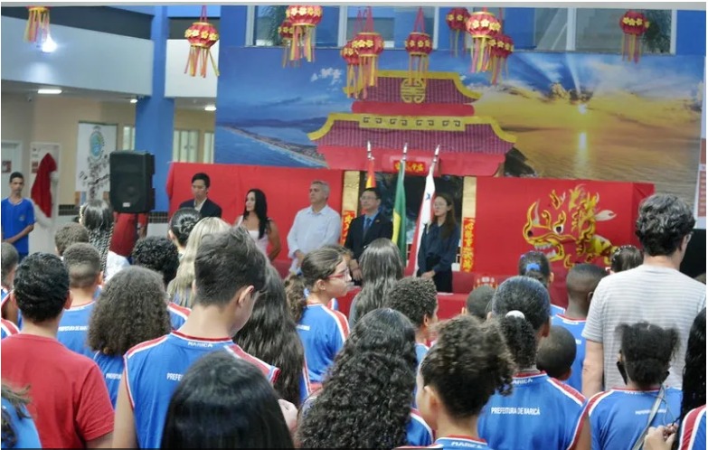 Ensino de mandarim será ampliado para toda a rede municipal de Maricá em 2026