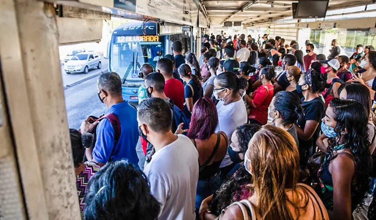 Saúde mental e trabalho: 12 mudanças urgentes